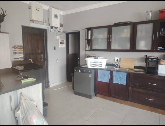 2 BEDROOM PROPERTY TO RENT IN HONEYDEW